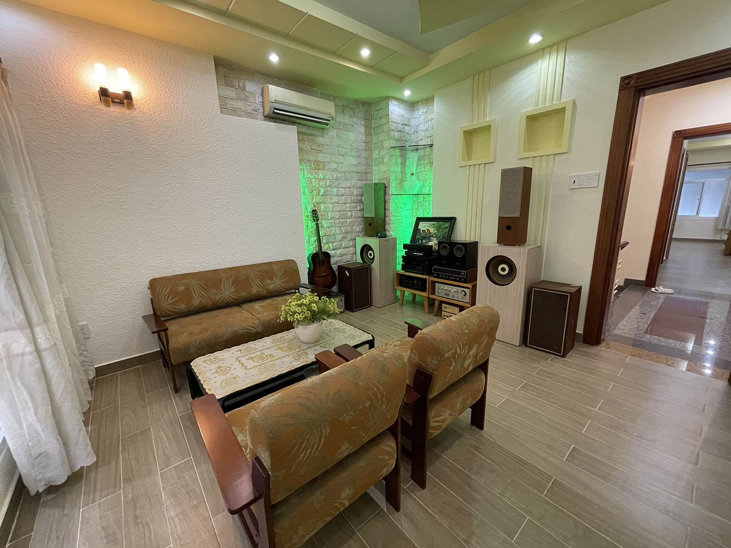 Bán nhà Ngô Thị Thu Minh, Quận Tân Bình NHÀ PHỐ VƯỜN tuyệt đẹp 3lầu (4mx24m) nở hậu hẻm ôtô khu VIP
